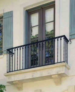 railing balkon besi cor minimalis