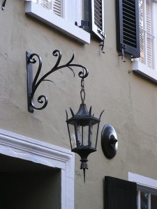 lampu dinding outdoor besi cor