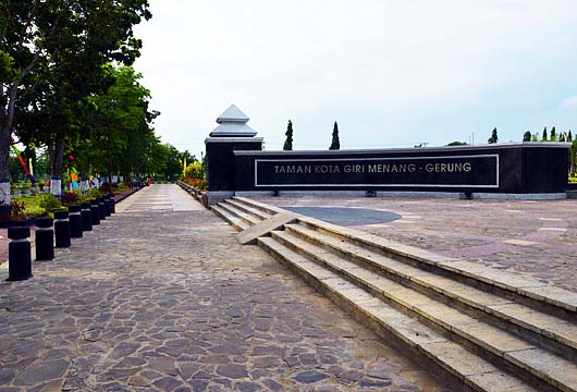 Taman Kota Giri Menang, Lombok Barat