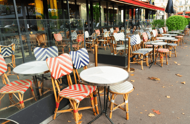 cafe konsep bohemian